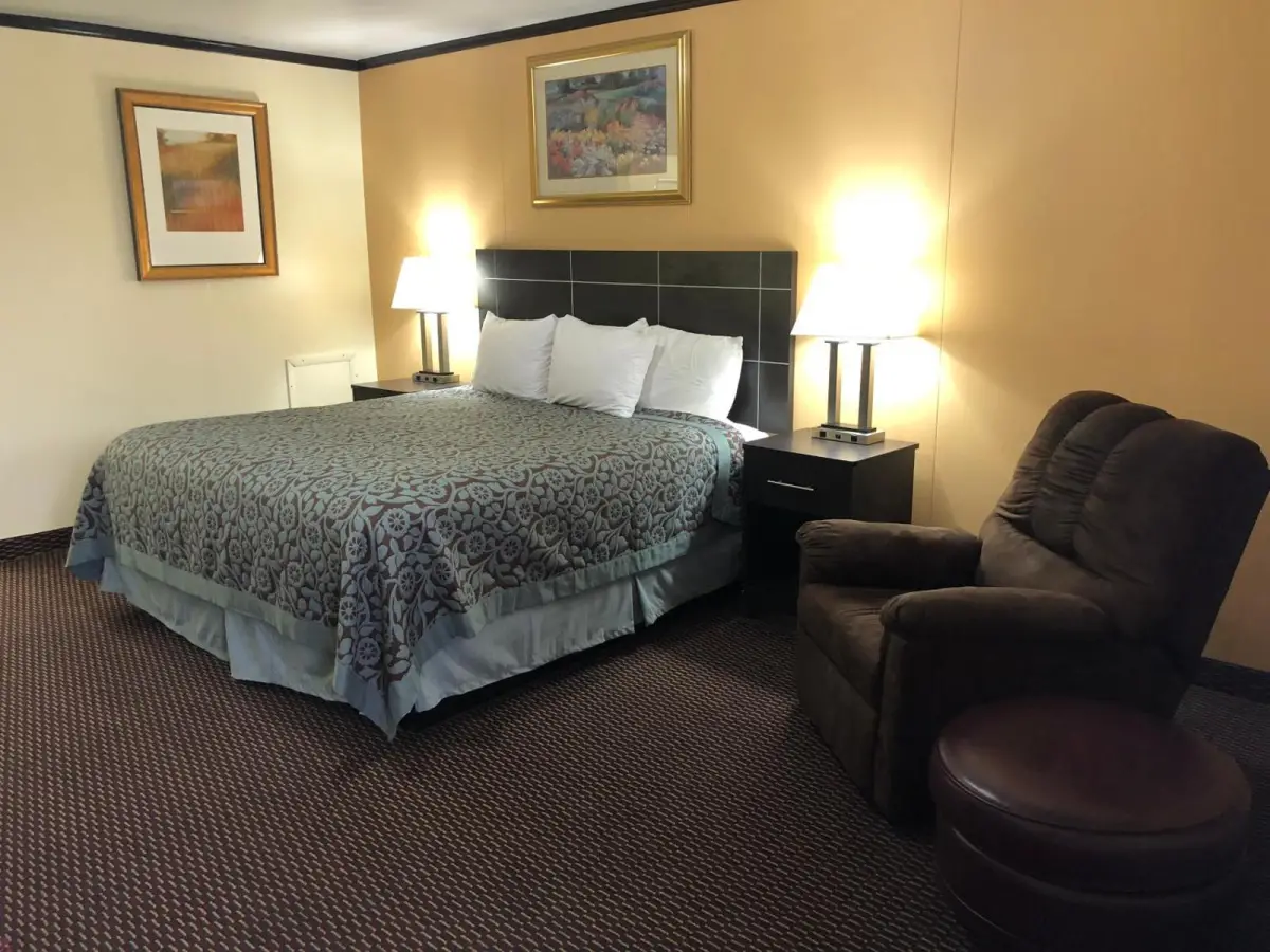 Flamingo Inn 9