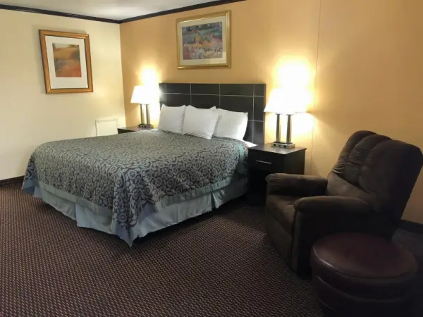 Flamingo Inn 9